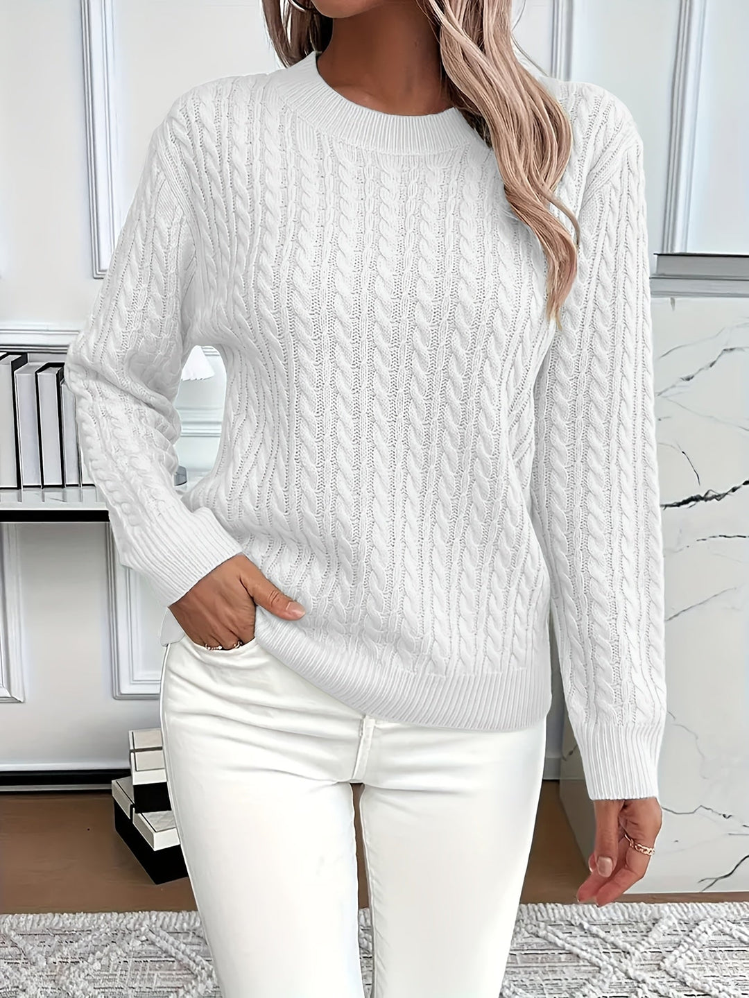 Fenwick | Women's Cable-Knit Round Neck Sweater