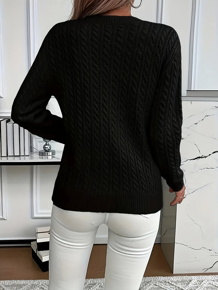 Fenwick | Women's Cable-Knit Round Neck Sweater