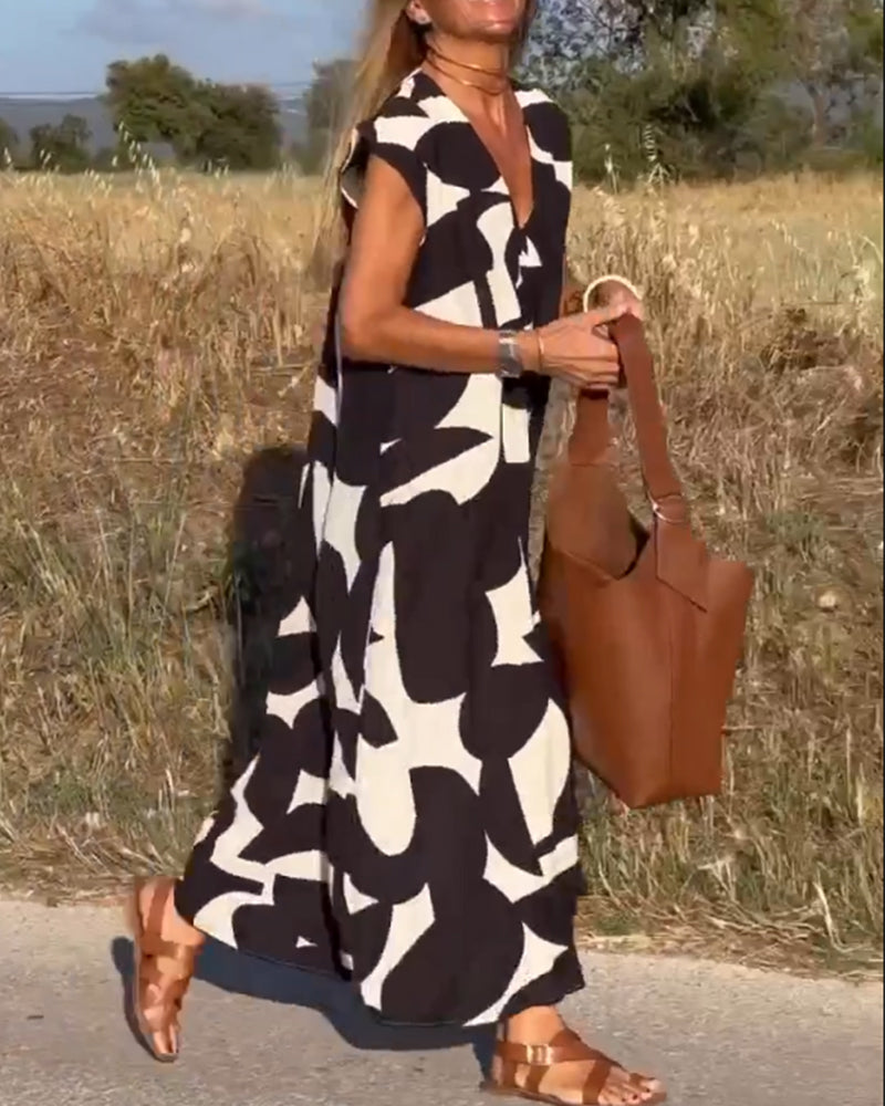 Sita - Summer Dress with print and V-neckline