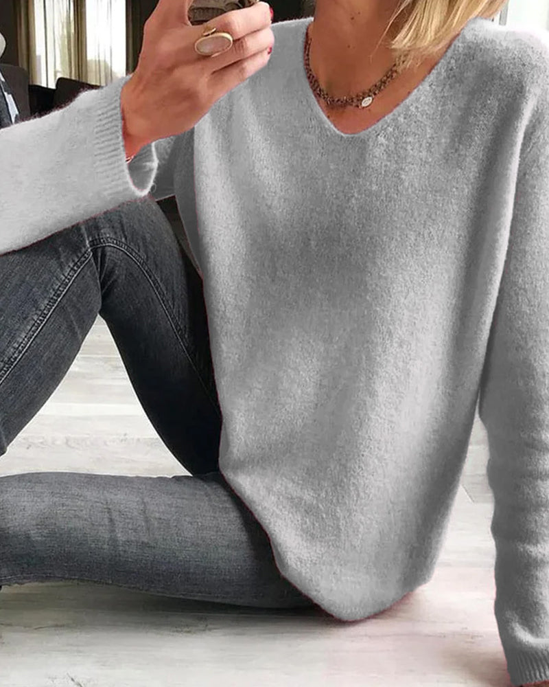 Margot v-neck long sleeve sweater in gray, close-up view
